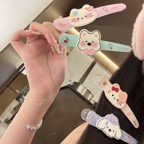 Kawaii hair clips reflected in mirror showing front and back views